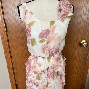 Beautiful Lauren Conrad Floral Dress